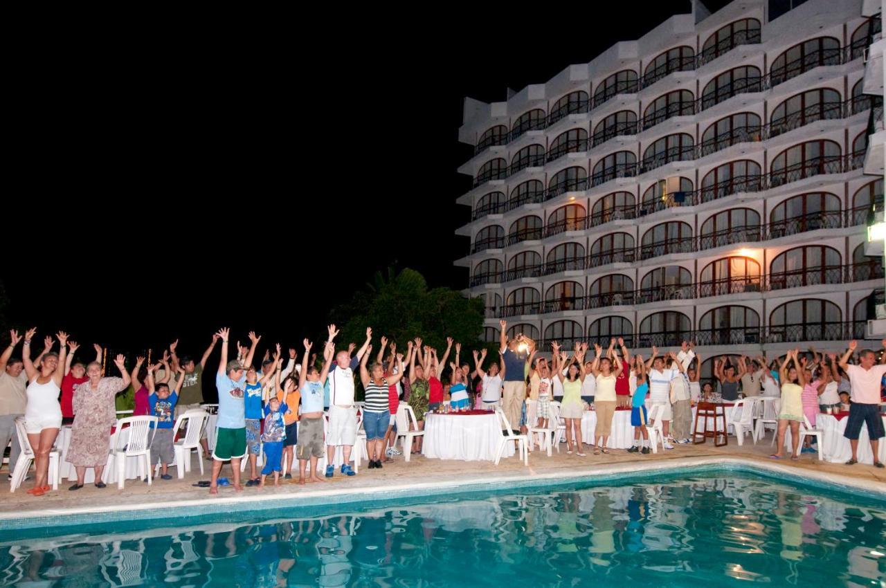 Real Bananas All Inclusive Acapulco Esterno foto